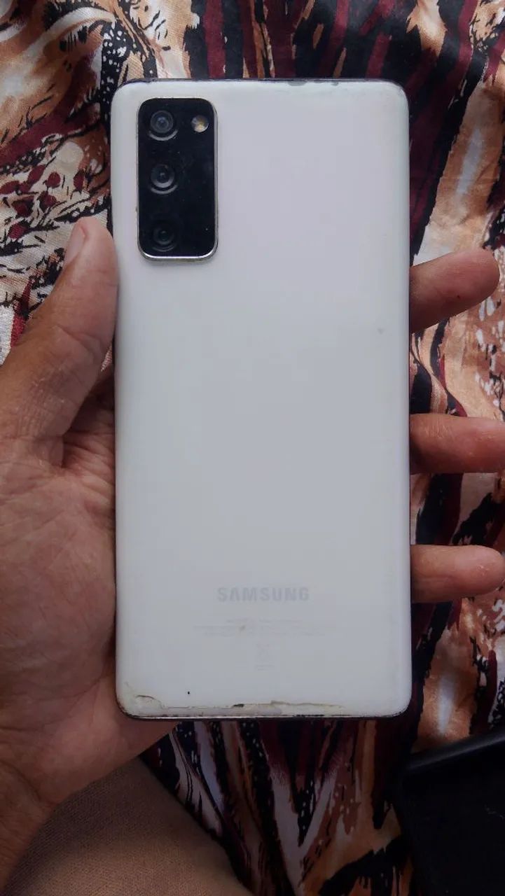 Samsung s20 fe - Foto 2