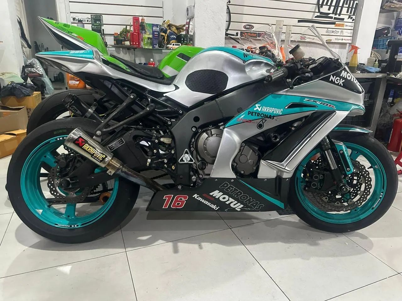 Ninja Zx-10/ Zx-10r 1000cc 2012 - 1535653809 | OLX