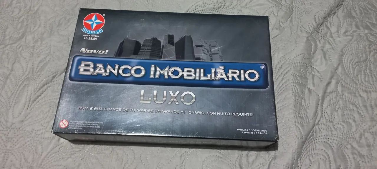 Jogo de Tabuleiro Banco Imobiliário Edição Luxo