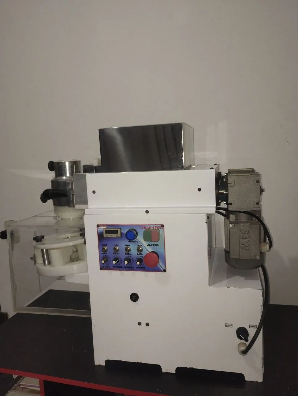 Vendo máquina modeladora de salgados  - Foto 3