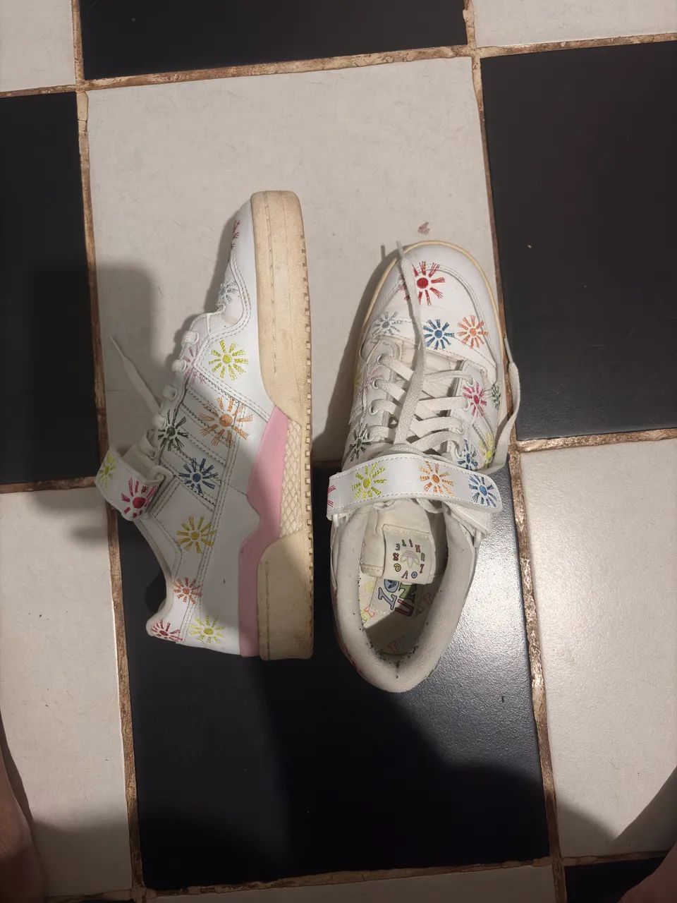 Tênis adidas forum