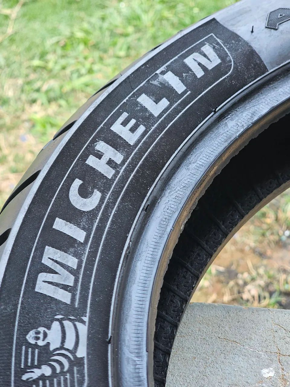 PNEU TRASEIRO MICHELLIN