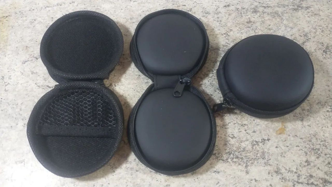 Case bolsinha para fone de ouvido, pendrive e outros periféricos  - Foto 2