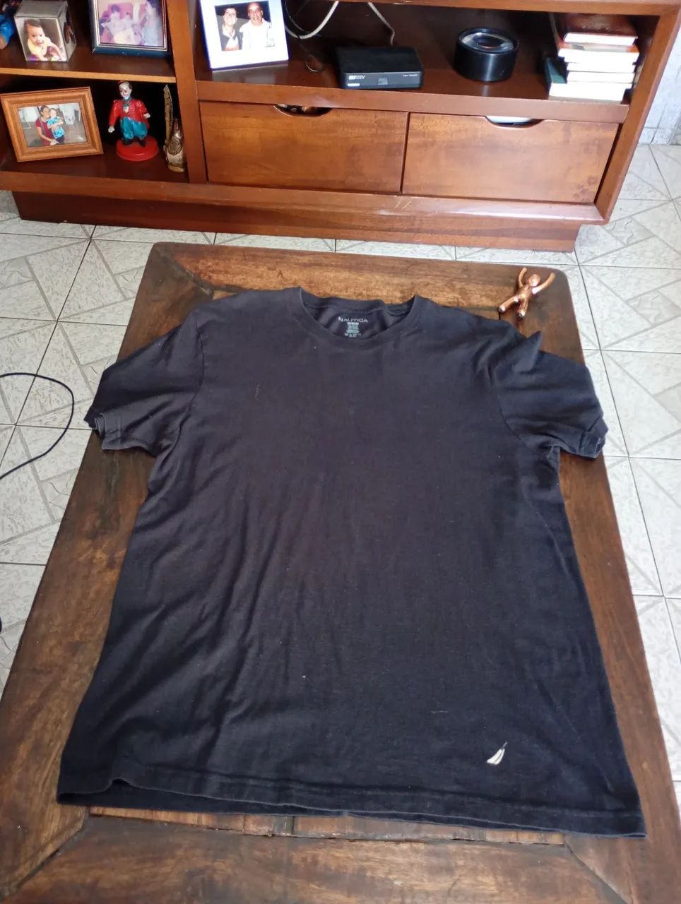 Camiseta da NÁUTICA.     M 