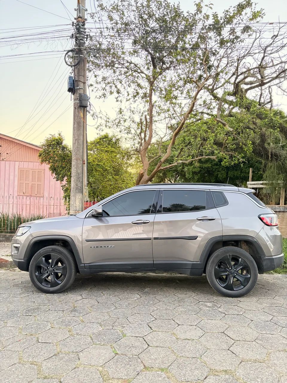 Jeep Compass Longitude 2.0 4X4 Dies. 16V Aut. 2017 - Foto 5
