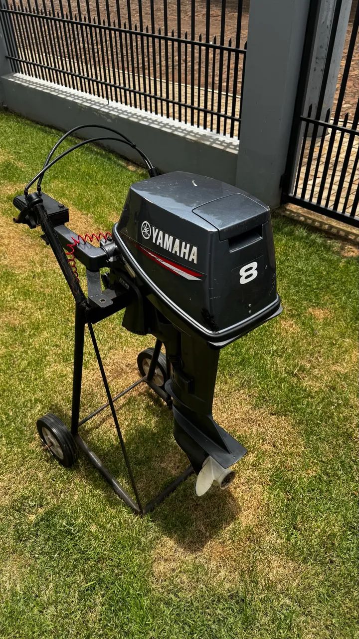 Vendo motor Yamaha 8 HP - Foto 3