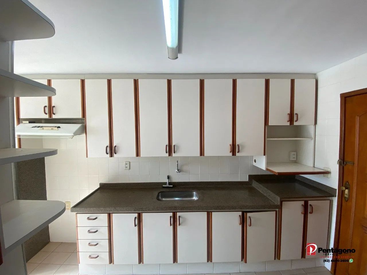 Apartamento com 03 Quartos no Setor Oeste - Foto 2