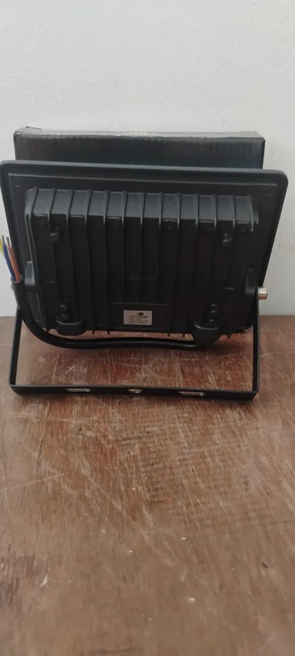 Refletor Led 100w Verde Bivolt - Foto 4