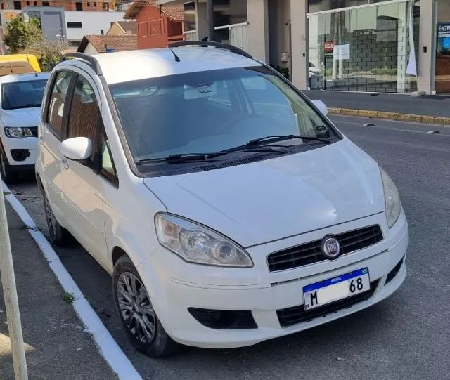 Fiat Idea Idea ESSENCE 1.6 Flex 16V 5p 2013