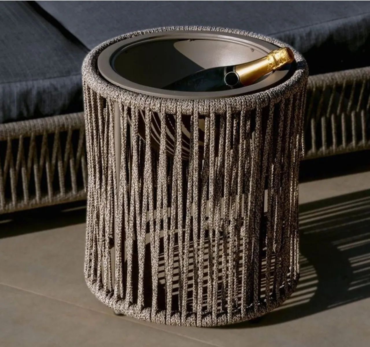 Mesa champanheira 