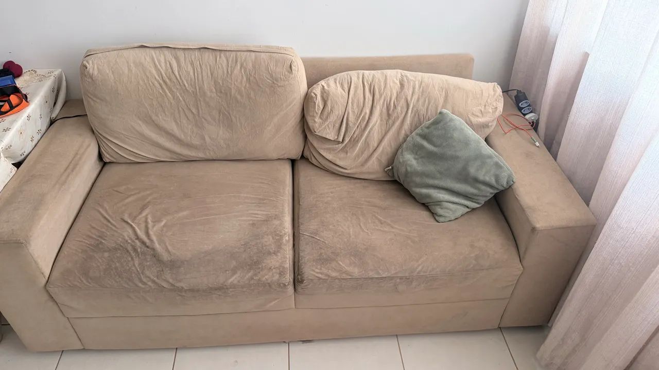 Sofá 2 lugares 