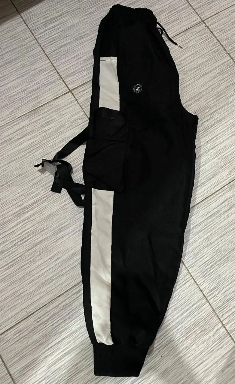 Vende-se calca masculina