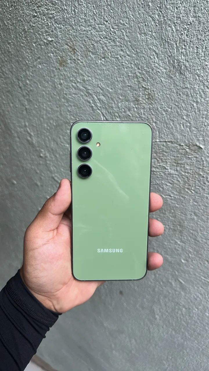 Samsung S23 FE novo
