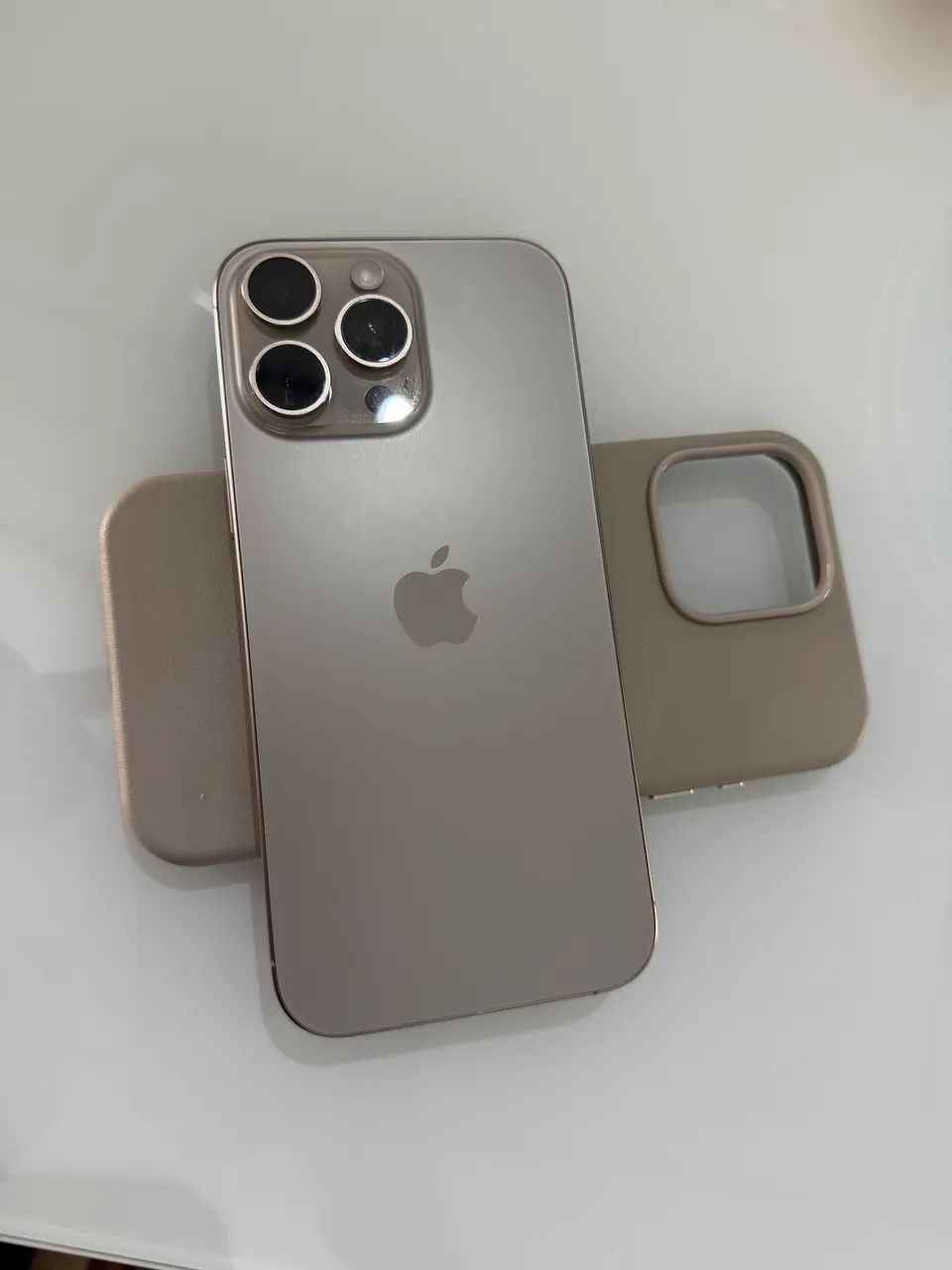 iPhone 16 pro max 256 gb