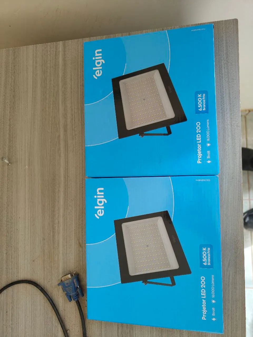 Projetor LED 200w Elgin