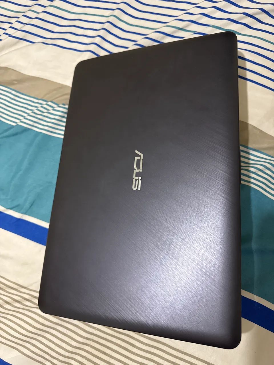 Vendo notebook ASUS