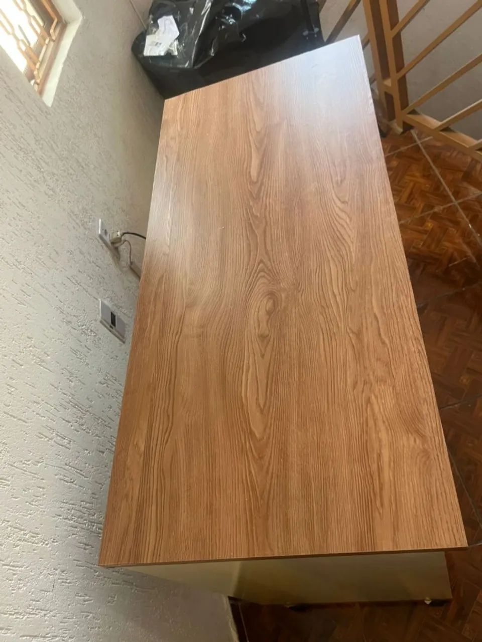 Mesa de escritório com rodinhas  - Foto 3