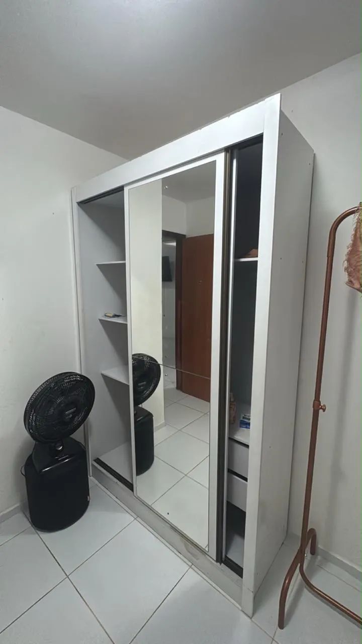 Roupeiro Branco 