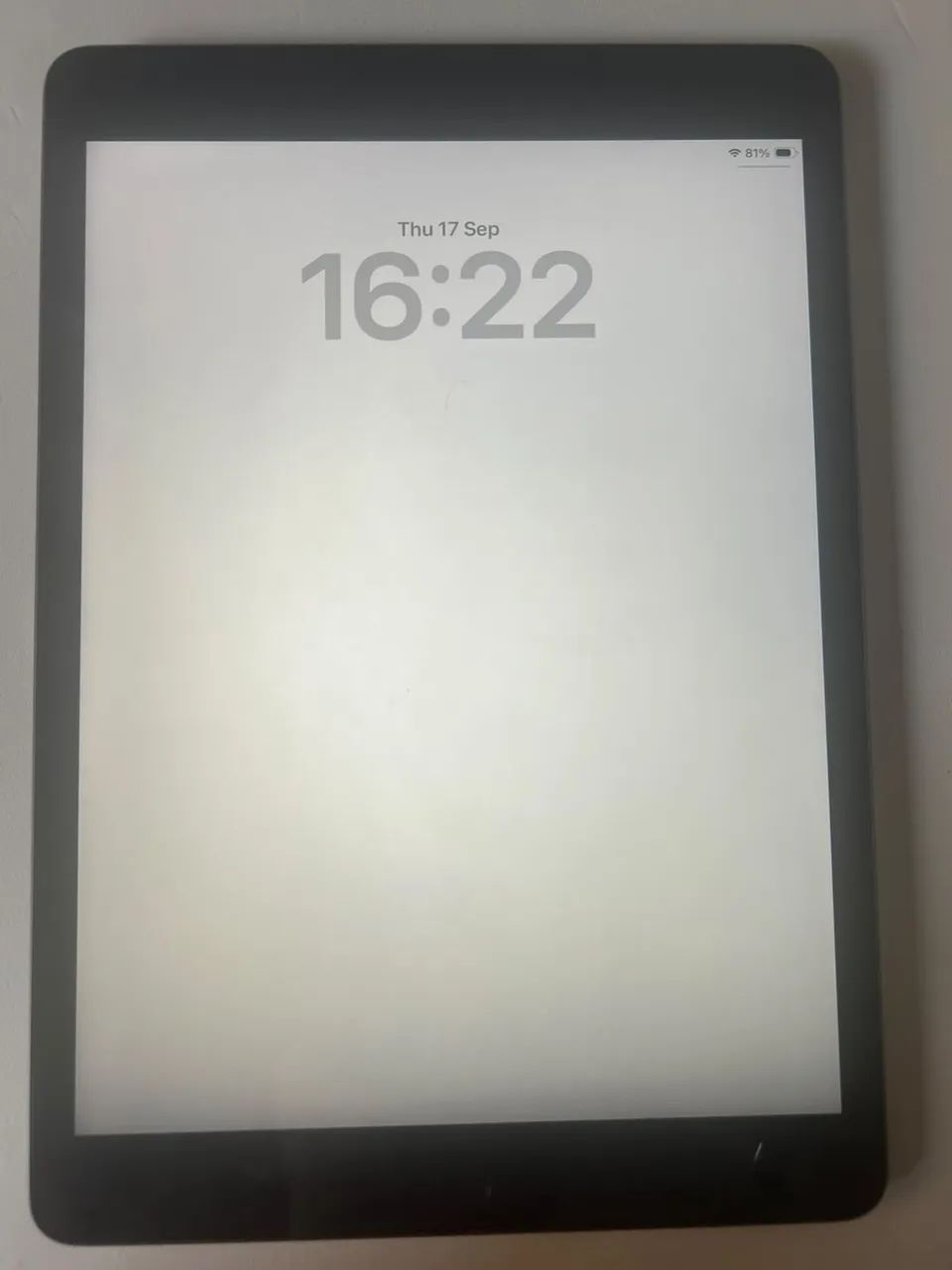 Vendo IPad Apple geração 9 64 GB  - Foto 3