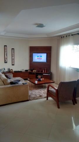 Lote com 800M² casa com 4 quartos quintal na frente e fundos com piscina churrasqueira - Foto 16