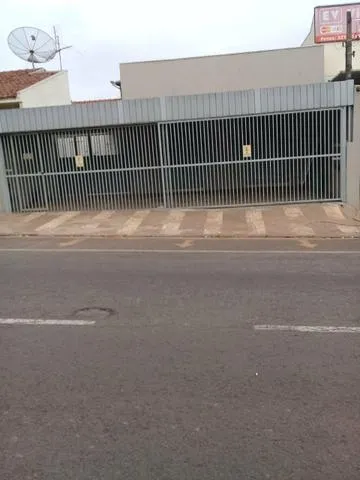 Salão Comercial mais casa. alugados, na Av Danilo Galeazzi em Rio Preto