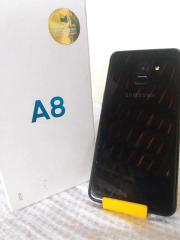 Samsung Galaxy A8 64GB - Foto 2