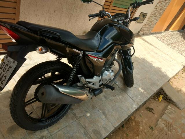 Vendo ou troco por moto de menor valor 160 2016
