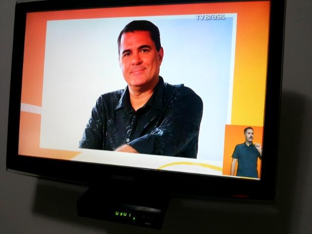 TV Lcd Samsung Monitor 24 Polegadas WideScreen t240m Hdtv + Conversor Digital Infokit - Foto 6