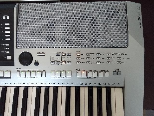 Teclado Yamaha PSR S 910 - Foto 3