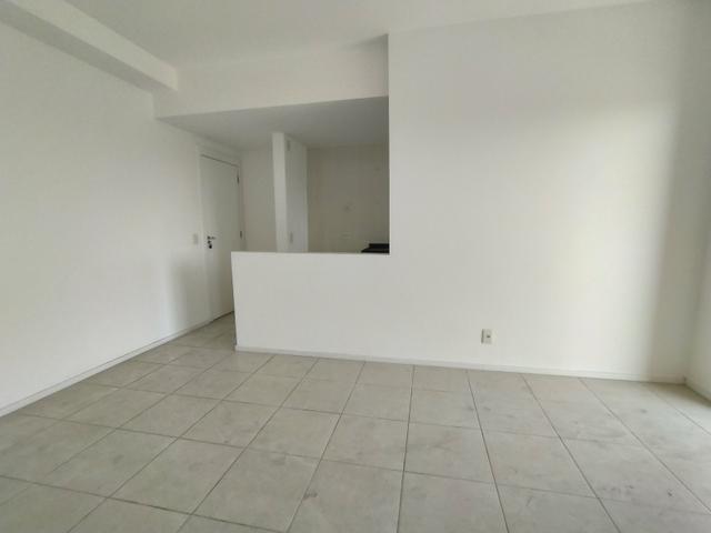 Apartamento 2 Quartos com Suíte Villaggio Manguinhos em Morada de Laranjeiras Serra ES - Foto 2