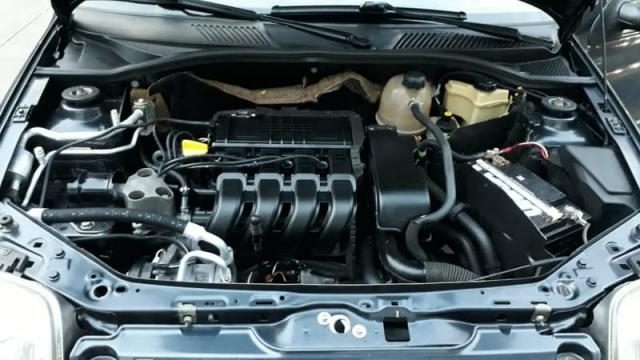 RENAULT CLIO SEDAN RT 1.0 16v - Foto 7
