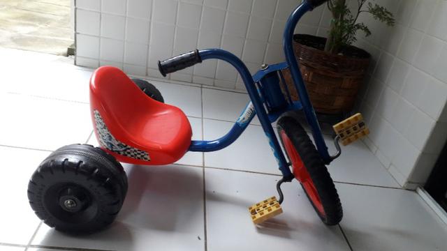 Triciclo Bandeirante Hot Weels
