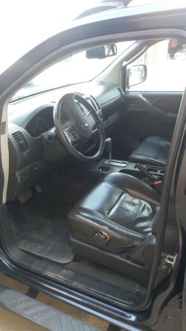 Nissan Frontier - Foto 2