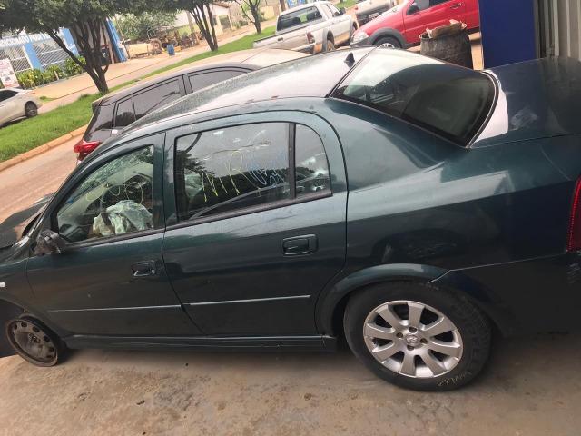 Gm Astra Sedã 05/05 Para retirada de peças e partes - Foto 3
