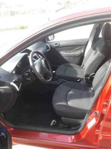 Peugeot 207 ano 2011 - Foto 3