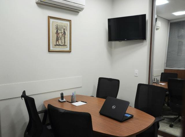 Linda Sala Comercial Mobiliada Andar Alto E Varanda - Foto 5