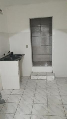 Alugo apartamento térreo na bairro Hernanes sa Ilhéus Bahia - Foto 3