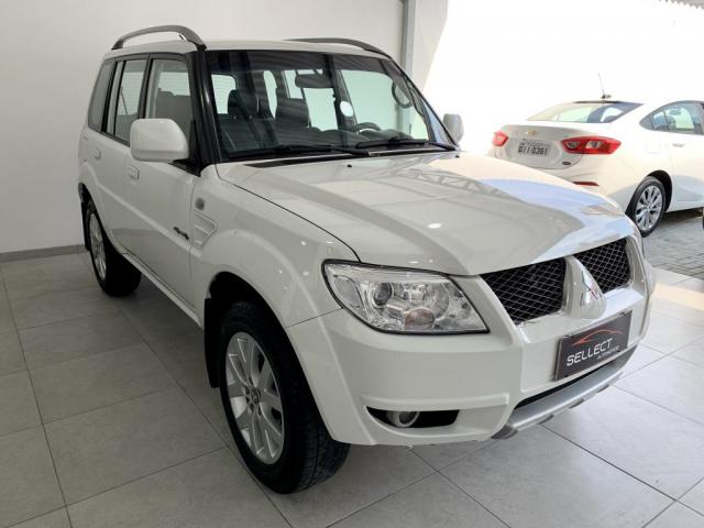 Pajero TR4 2.0 Flex 16V 4x4 Aut. - 2012 - Foto 3