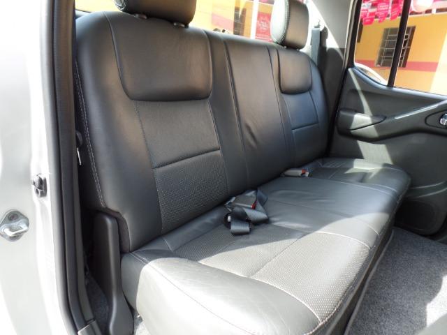Nissan Frontier SV Attack 4X4 - 2014 - Foto 12