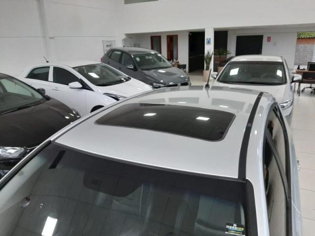 i30 2.0 16V 145cv 5p Aut. - Foto 2