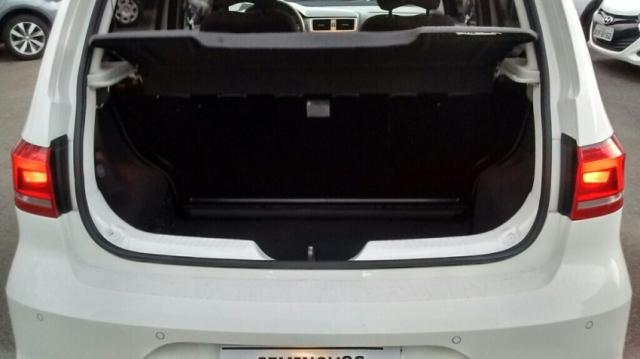 VOLKSWAGEN FOX COMFORTLINE 1.6 8V Branco 2015/2016 - Foto 11