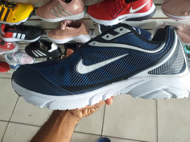 loja de tenis 1 linha