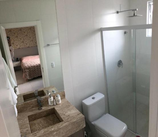Apartamento 3 suítes Decorado Meia praia - Foto 8