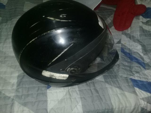 Capacete
