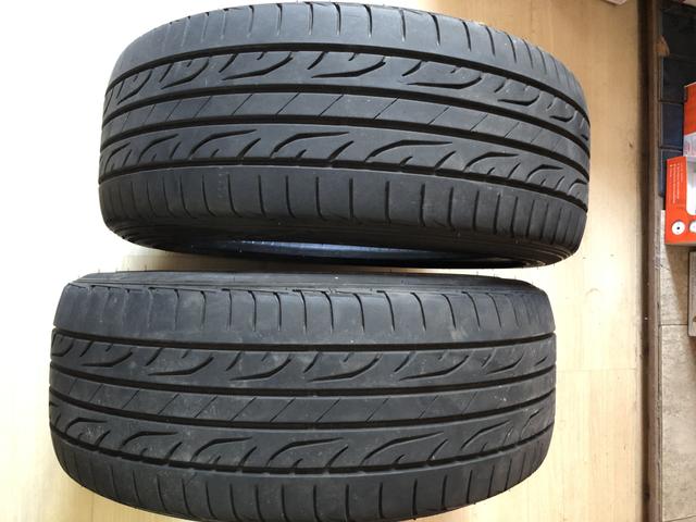 Pneus Dunlop novíssimo Preço do Par!