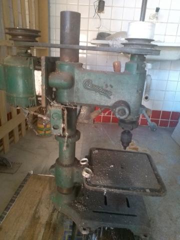 Máquina furadeira de bancada - Foto 4