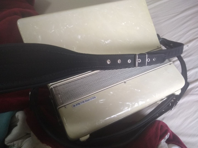 Acordeon 3.300 - Foto 6