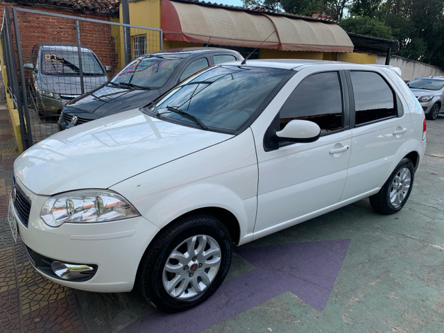 **** PALIO 1.4 ATTRACTIVE 2011 TOP*****