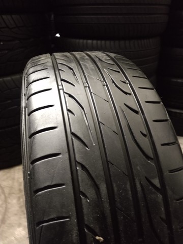 Pneu Usado Aro  18 235/50 18 Dunlop - Foto 2
