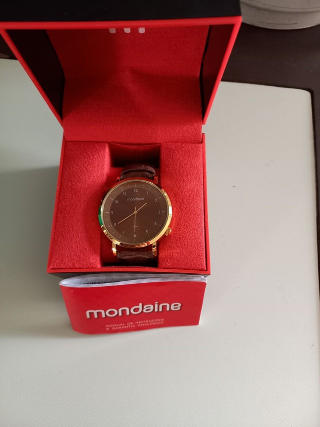 Relogio Mondaine semi NOVO 
